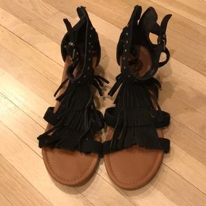 Super cute black sandals with a small heel